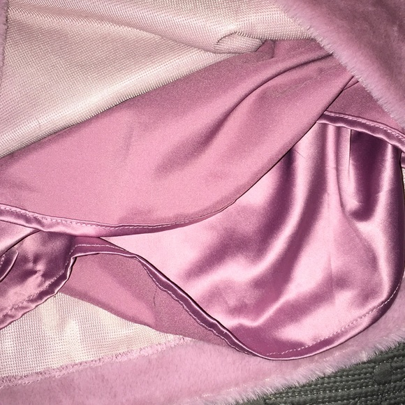 Faux fur skirt - Picture 2 of 3